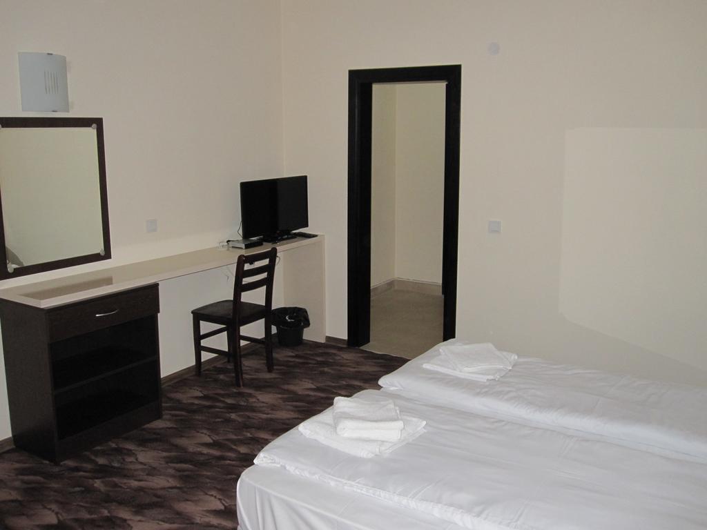 Hotel Deyanira Gorno Dryanovo Quarto foto